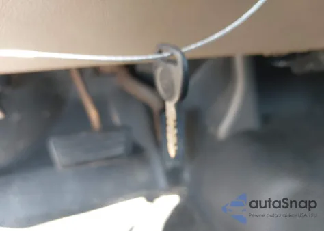 2003 Chevrolet Silverado 1500 from USA, damaged, VIN 1GCEC14T73Z176101